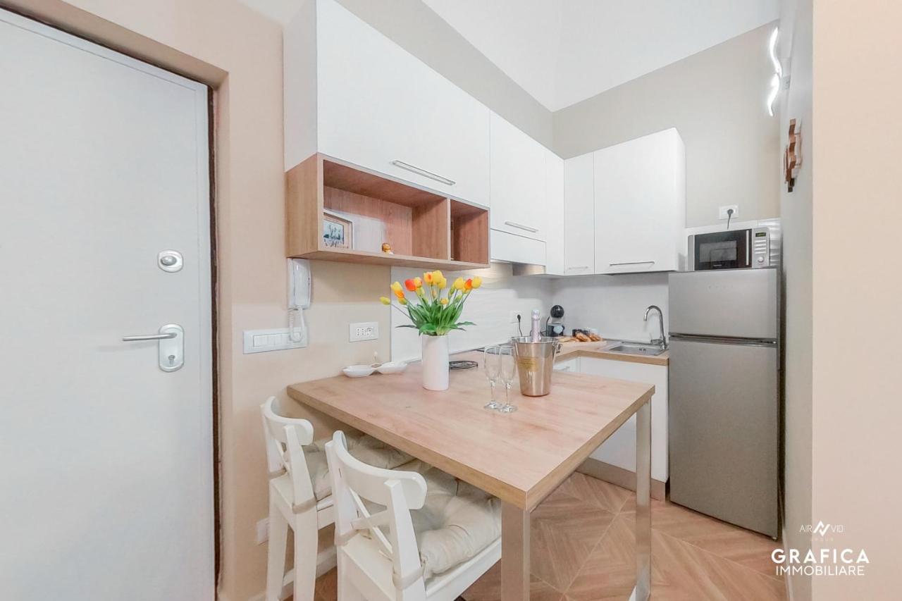 Ameli Home Luxury Apartment Tarento Exterior foto