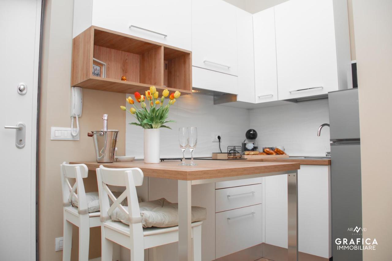 Ameli Home Luxury Apartment Tarento Exterior foto