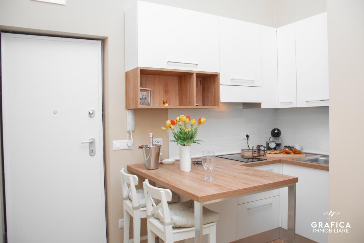 Ameli Home Luxury Apartment Tarento Exterior foto